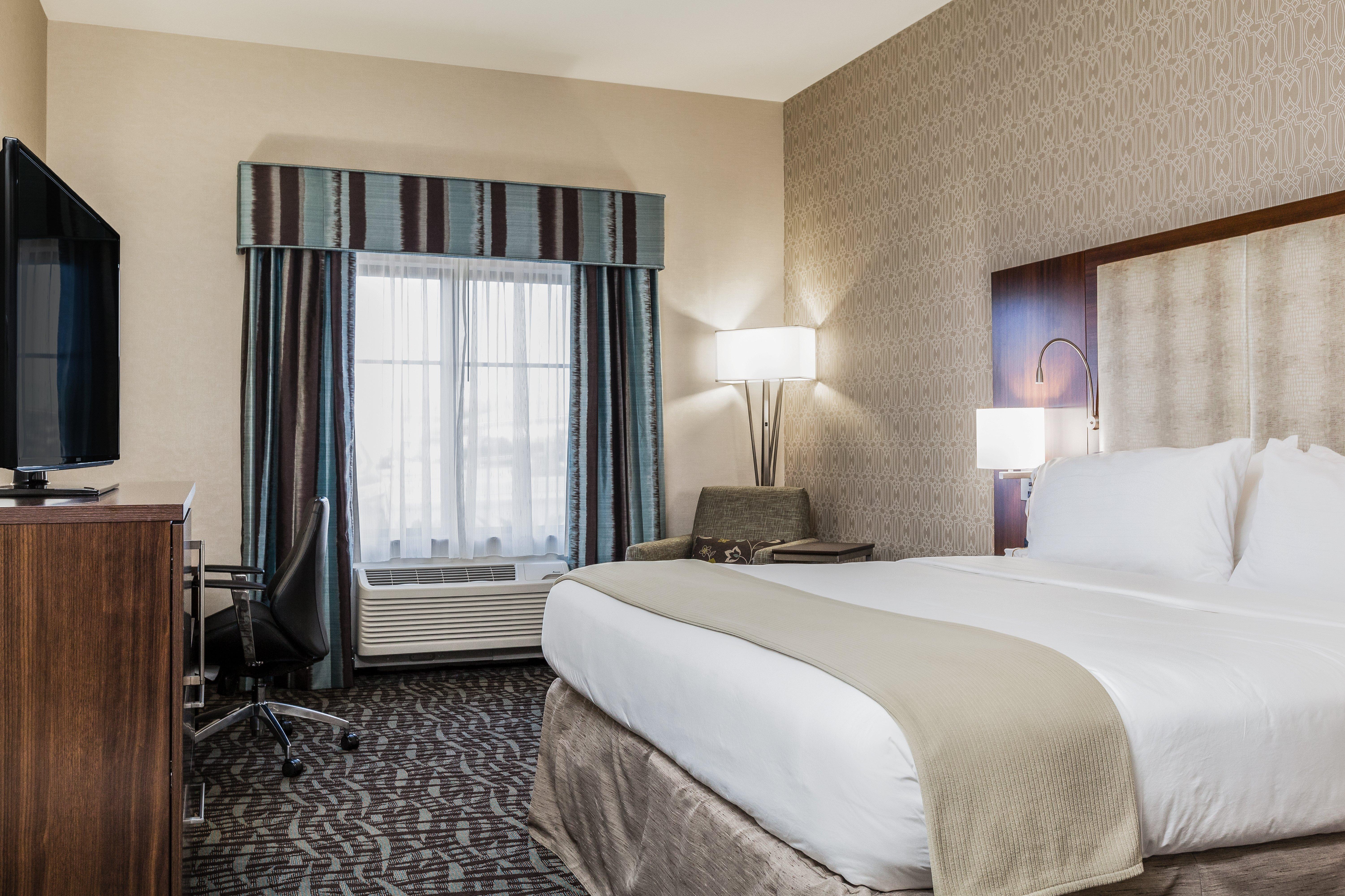 Holiday Inn Express & Suites Eureka By Ihg Екстериор снимка