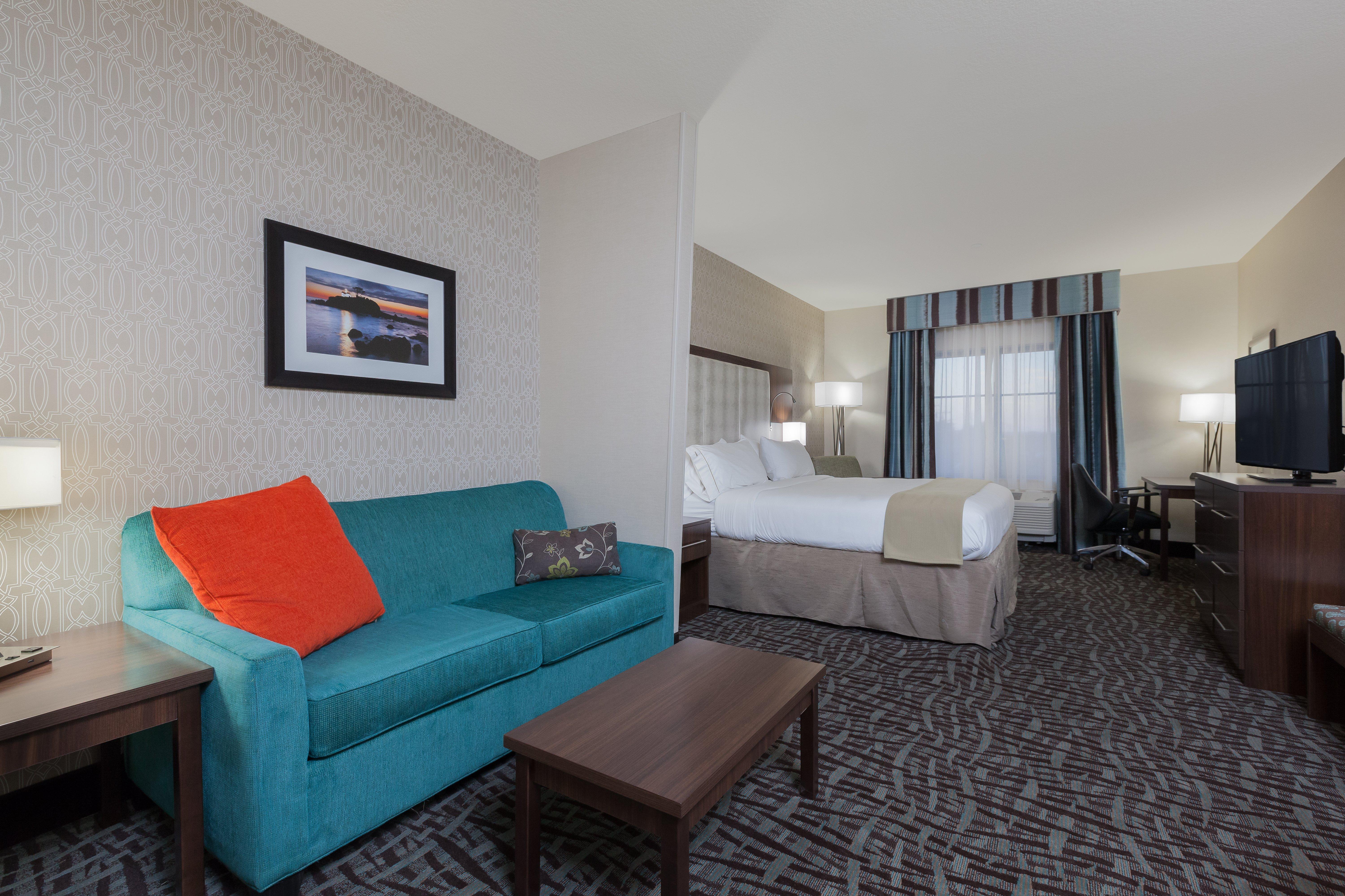 Holiday Inn Express & Suites Eureka By Ihg Екстериор снимка