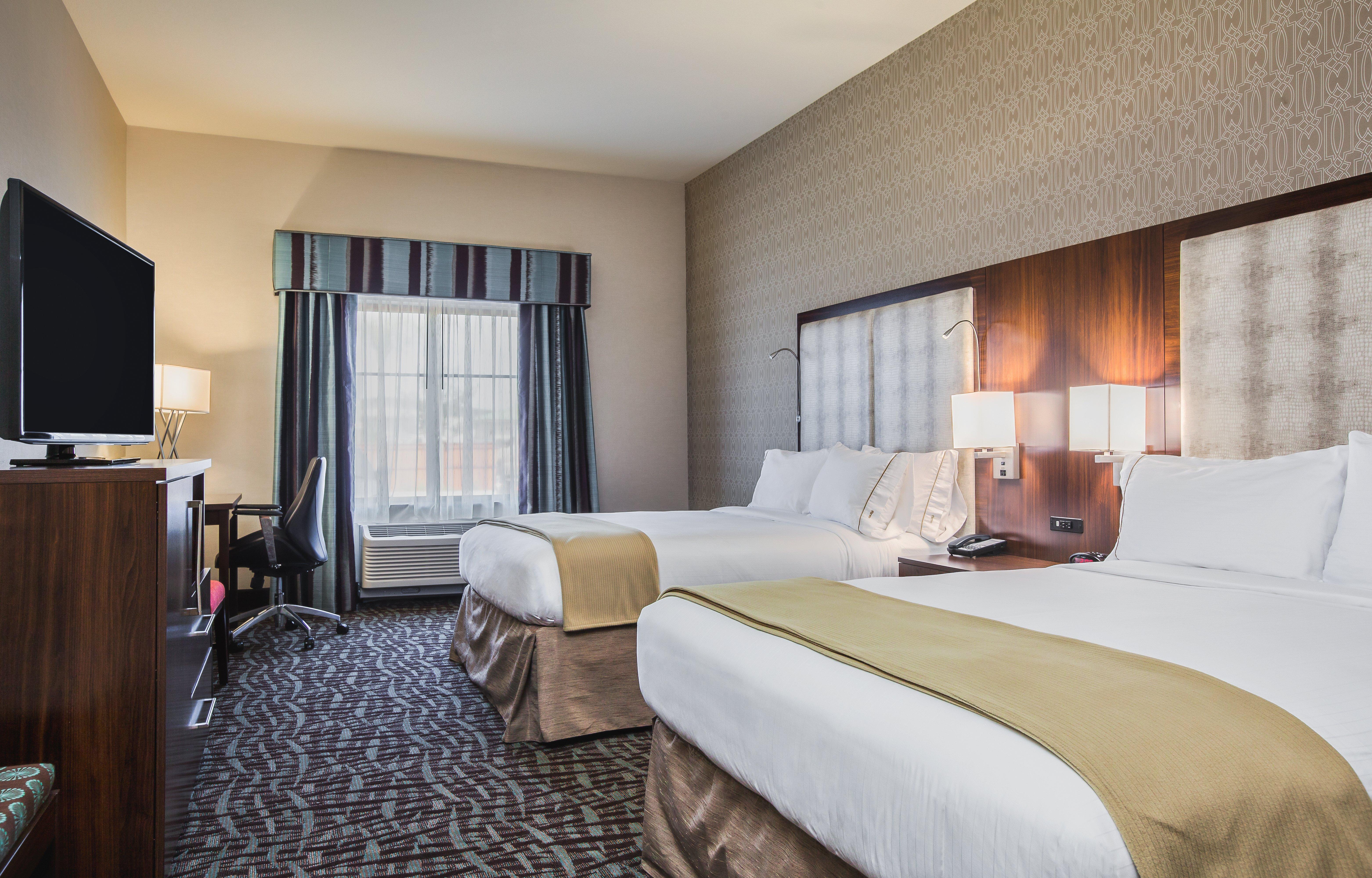 Holiday Inn Express & Suites Eureka By Ihg Екстериор снимка